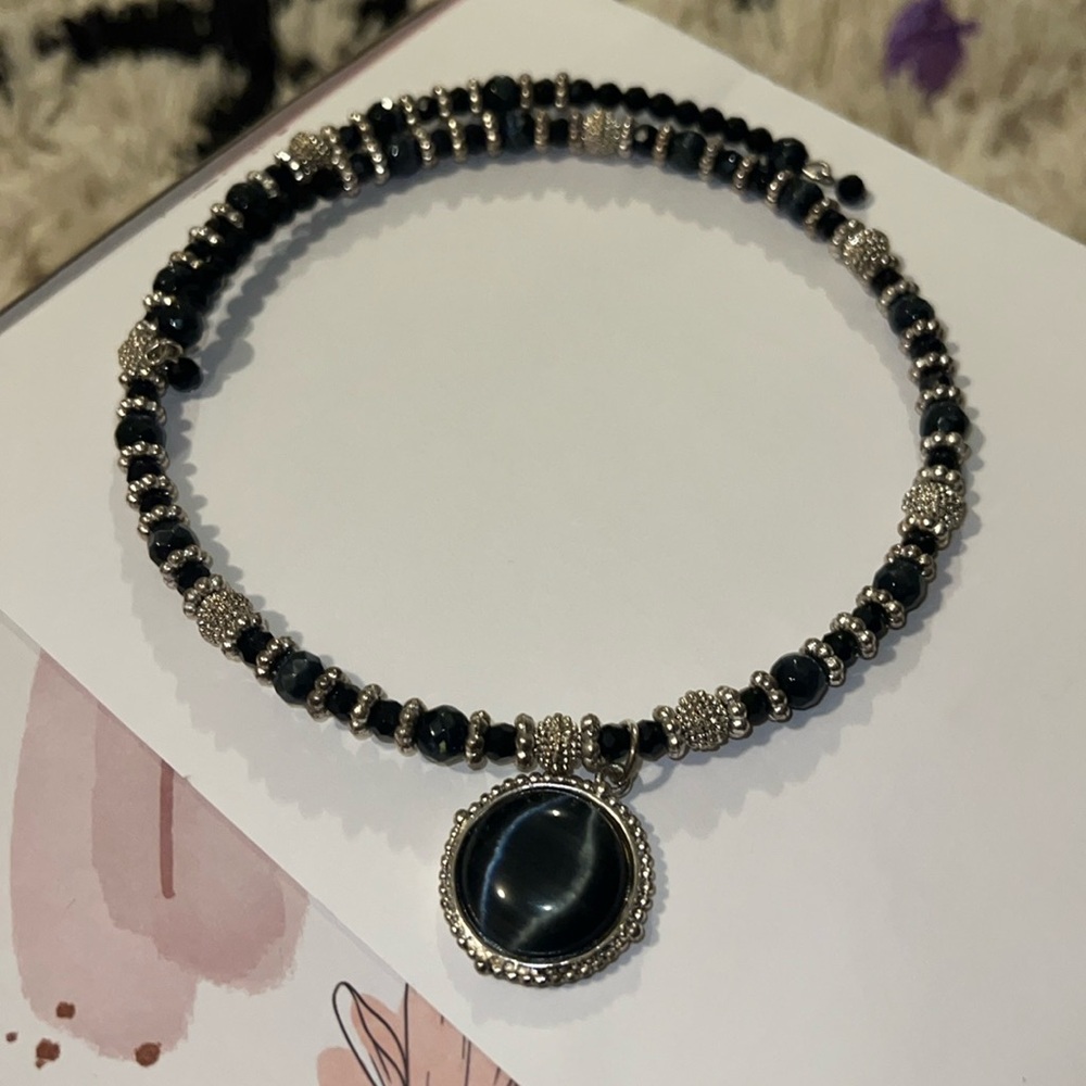 Locket chocker